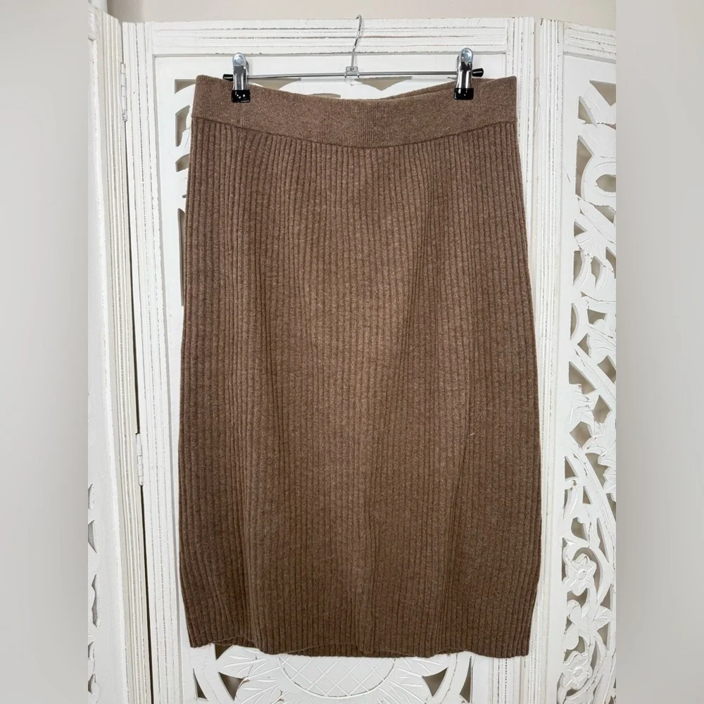 GAP CashSoft Tan Ribbed Midi Skirt
